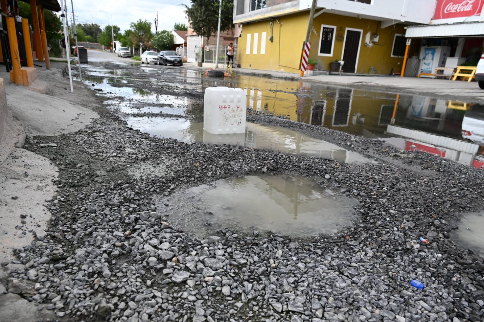 Gobierno Municipal de Nuevo Laredo presume inversión millonaria en obra pública, pero vecinos de la Colonia Matamoros viven entre aguas negras y calles deterioradas
