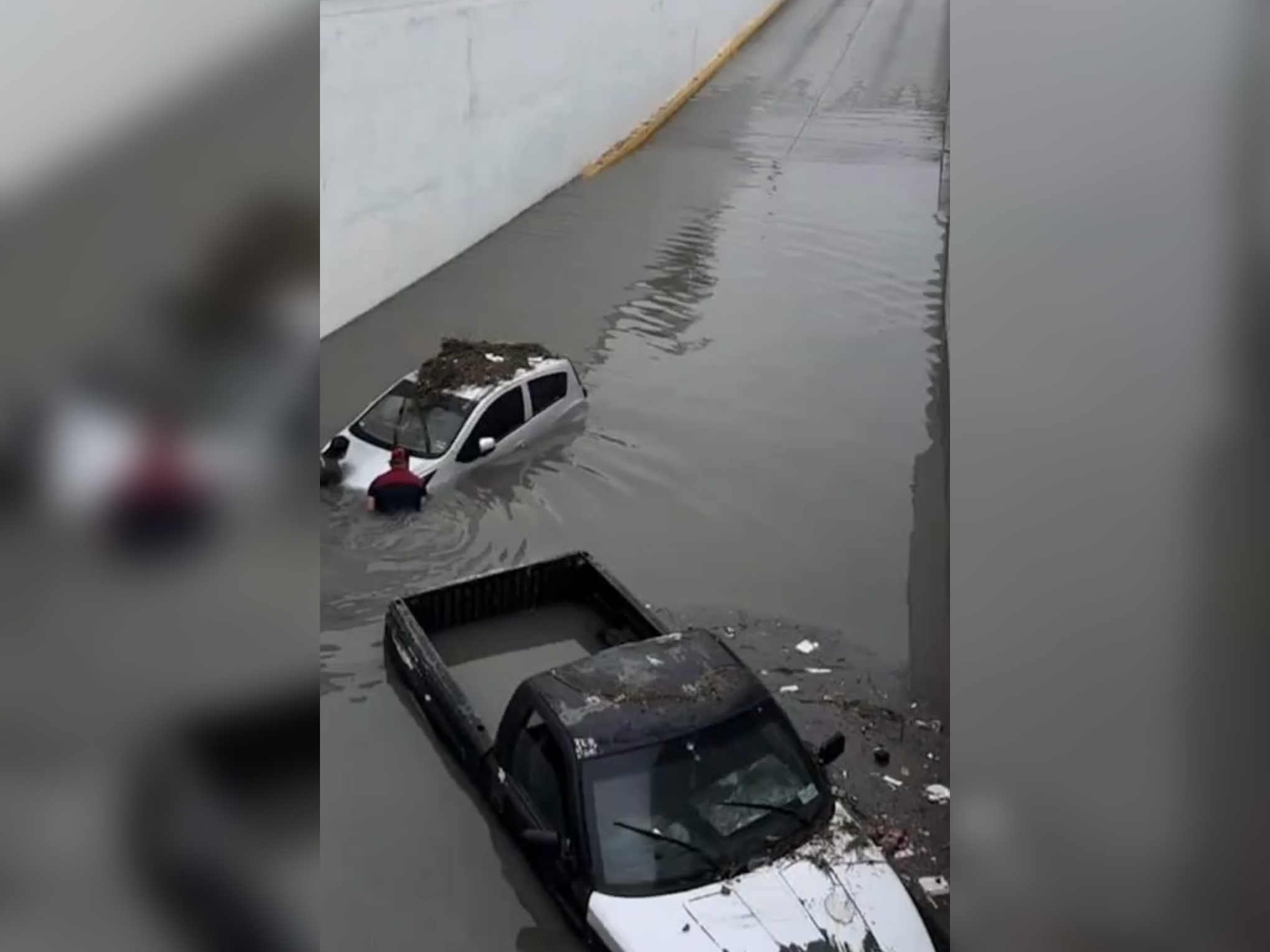 Caos en Nuevo Laredo tras 30 minutos de lluvia: Supuestas inversiones millonarias en drenaje pluvial no previenen inundaciones masivas