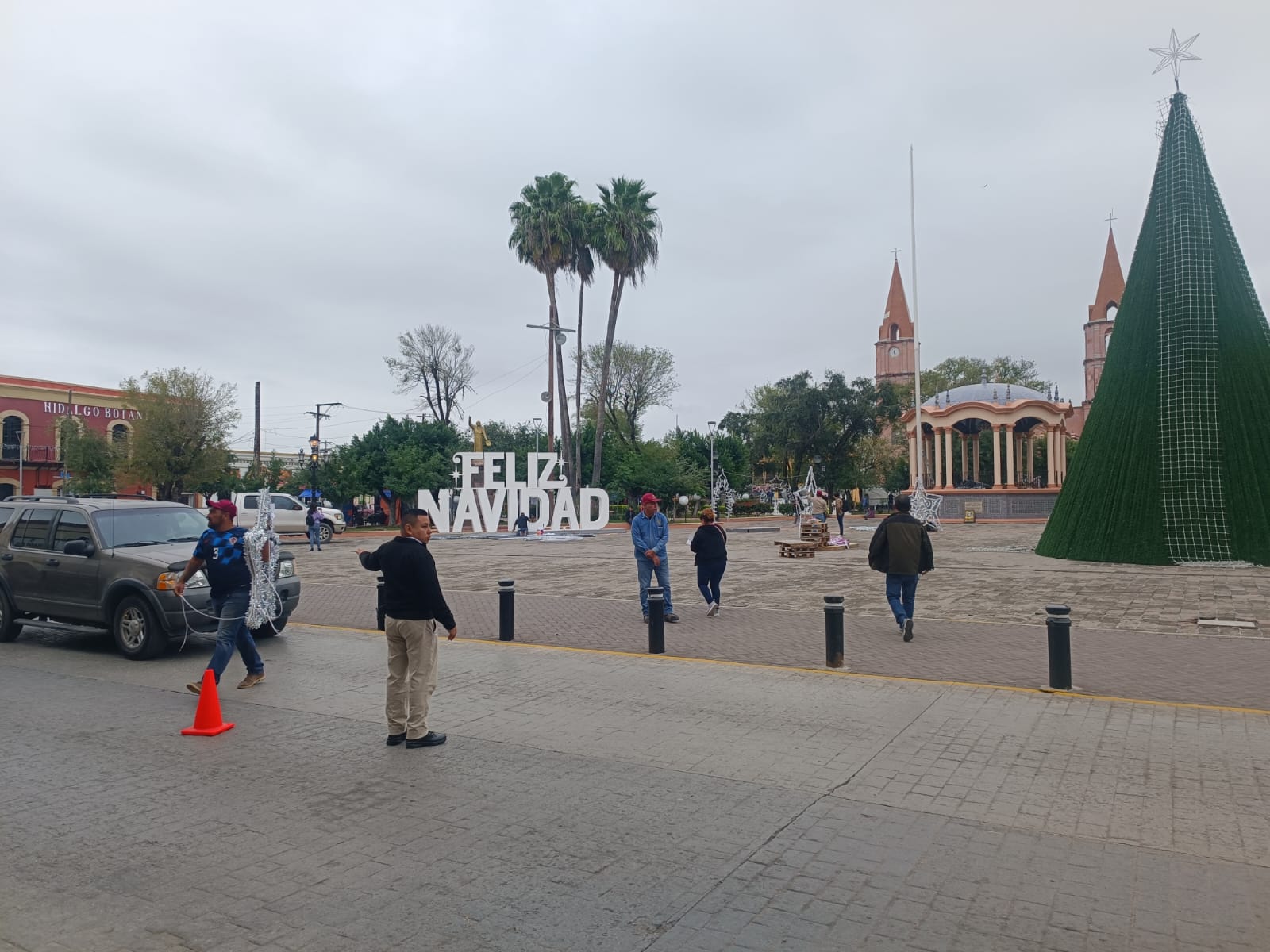 Anuncian cierres viales en el centro de Matamoros por desfile navideño