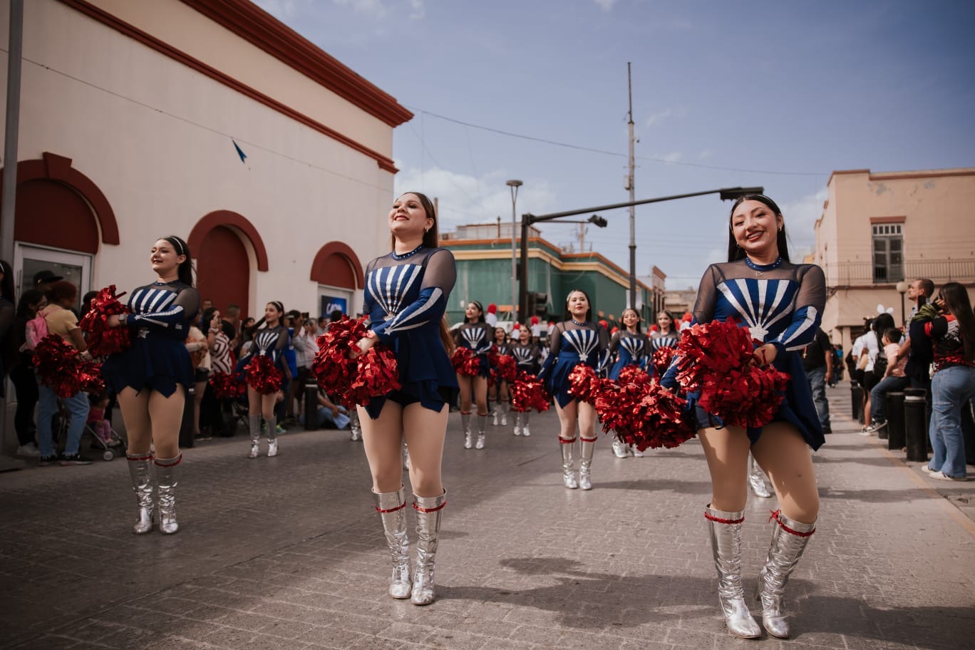 Realiza Gobierno de Matamoros colorido Desfile de Primavera 2025