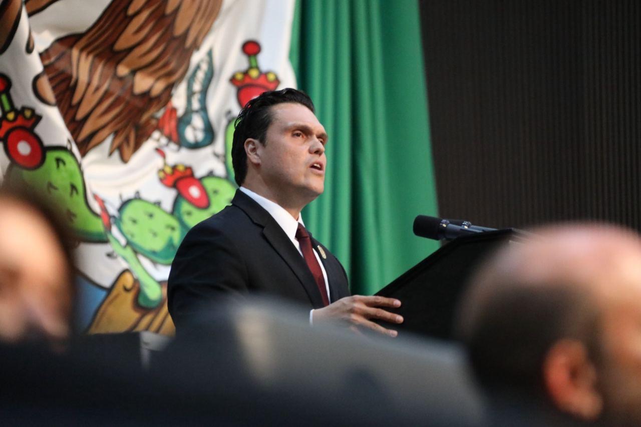 Lidera Humberto Prieto calificación de diputados del país