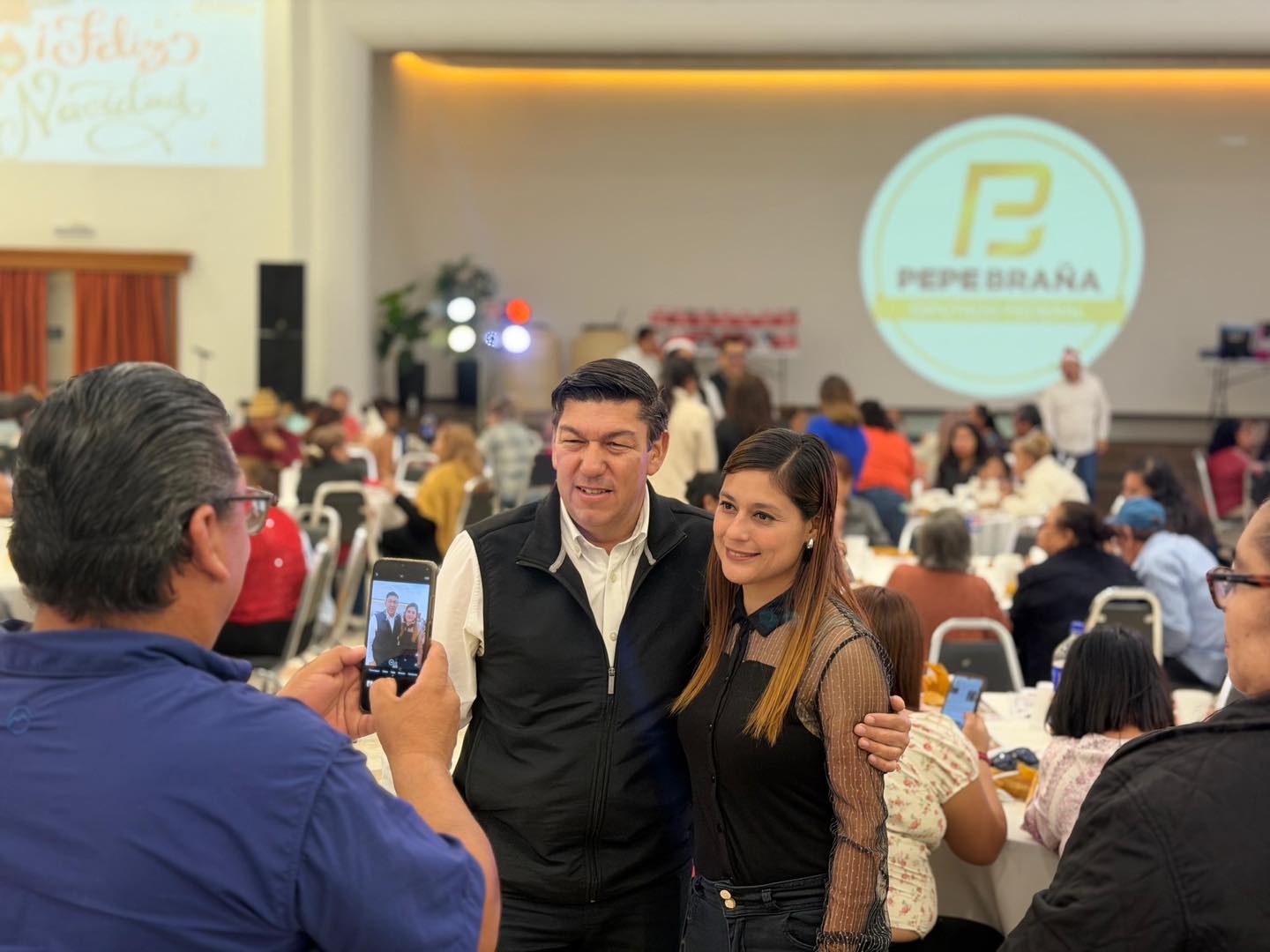 Encabeza Pepe Braña enorme posada con ciudadanos de Victoria