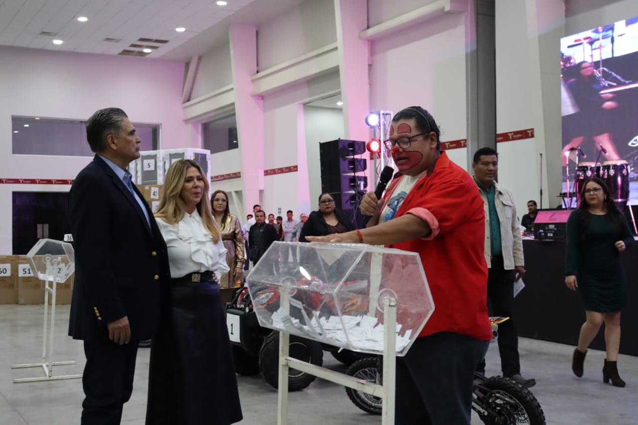 Celebran policías de Tamaulipas su posada navideña